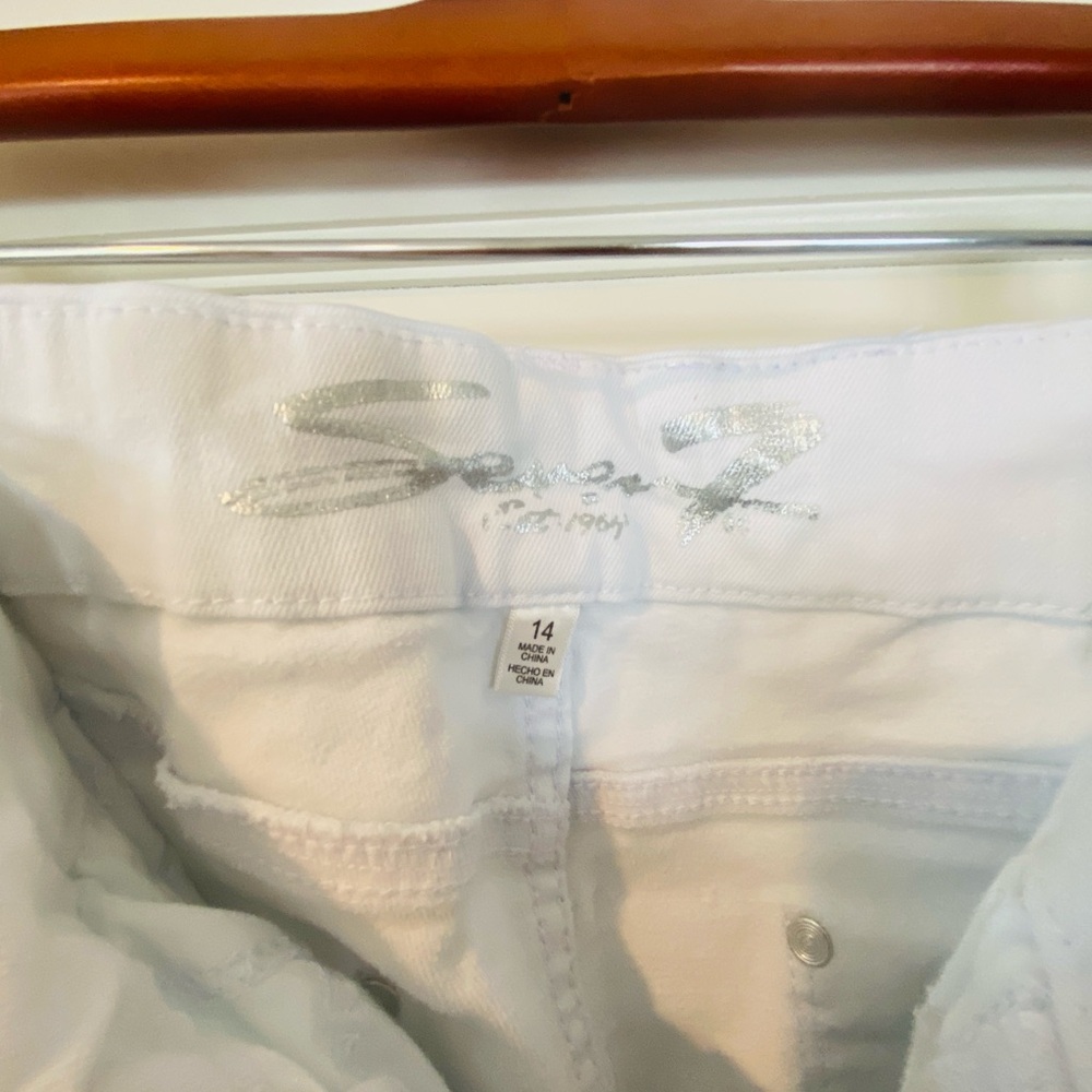 Seven 7 white jeans. Excellent condition